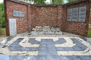 1508NLW_children's-memorial